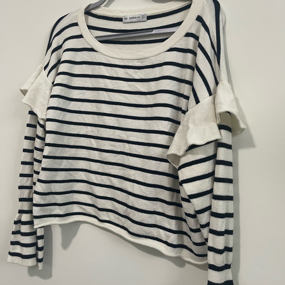 Zara Knit Black and Cream Striped Top